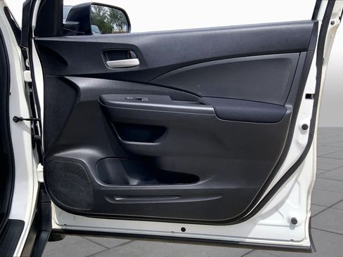 Used 2016 Honda CR-V LX image 22