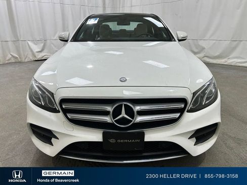 Used 2017 Mercedes-Benz E 300 4MATIC image 3