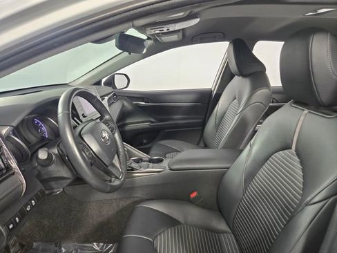 Used 2024 Toyota Camry SE image 14