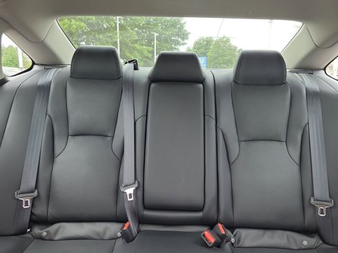 Certified 2023 Honda Accord Touring image 32