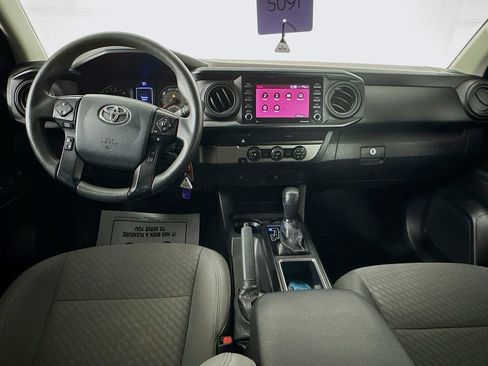 Used 2020 Toyota Tacoma SR image 24
