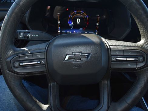 Used 2023 Chevrolet Colorado Trail Boss w/ Technology Package image 14