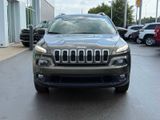 Used 2016 Jeep Cherokee Latitude w/ Comfort/Convenience Group image 2