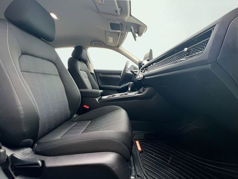 Used 2023 Honda Civic LX image 9