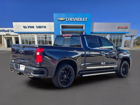 Used 2023 Chevrolet Silverado 1500 High Country w/ High Country Premium Package image 7