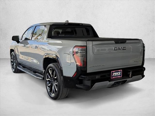 Used 2024 GMC Sierra EV Denali AWD/4WD image 3