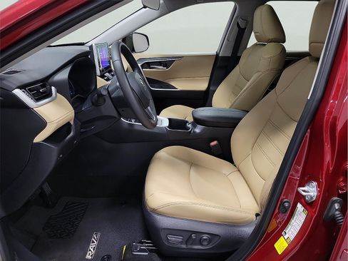 Certified 2024 Toyota RAV4 XLE Premium AWD/4WD image 12