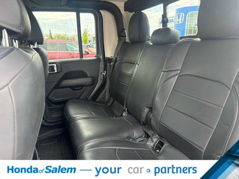 Used 2021 Jeep Gladiator Overland w/ Popular Equipment Package image 13
