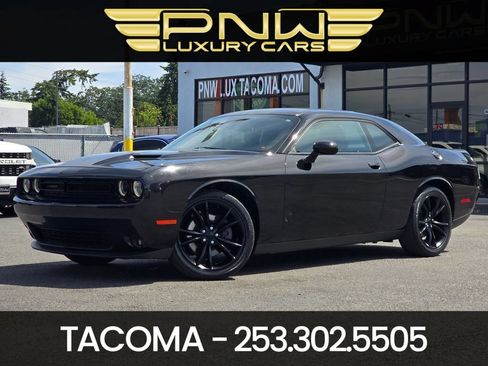 Used 2016 Dodge Challenger SXT Plus RWD image 1