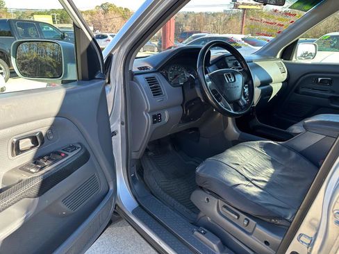 Used 2004 Honda Pilot EX image 5