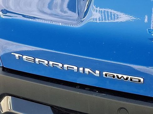 Certified 2025 GMC Terrain Elevation image 32