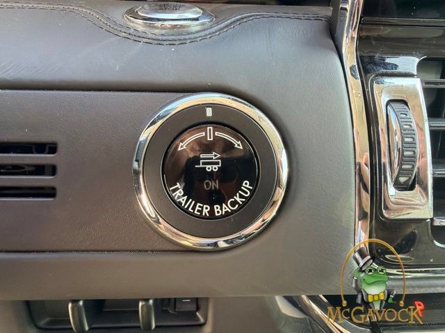 Used 2021 Lincoln Navigator L Black Label w/ Special Edition Package AWD/4WD image 19