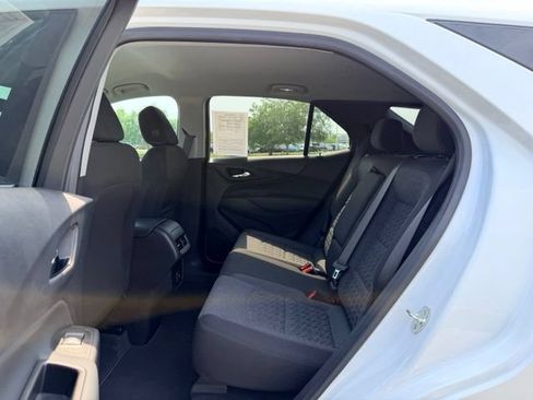 Used 2024 Chevrolet Equinox LT AWD/4WD image 8