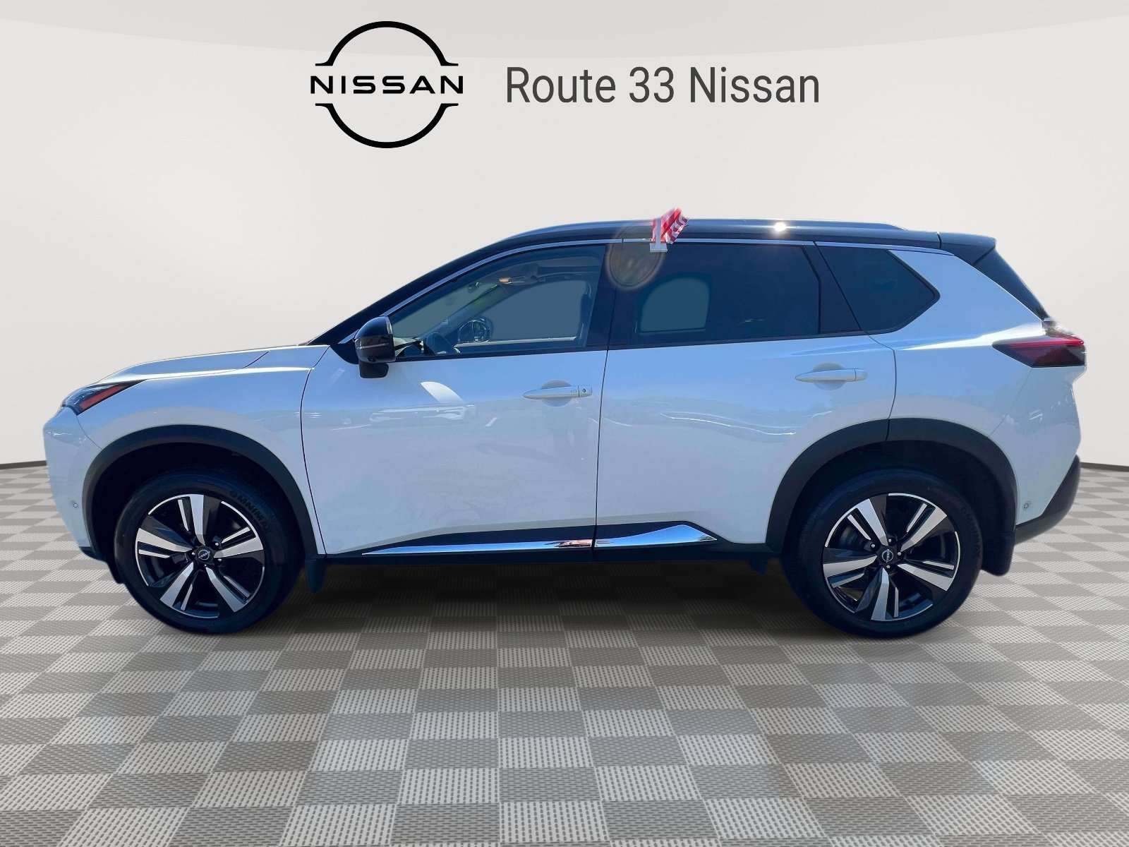 Used 2023 Nissan Rogue SL w/ SL Premium Package AWD/4WD image 5