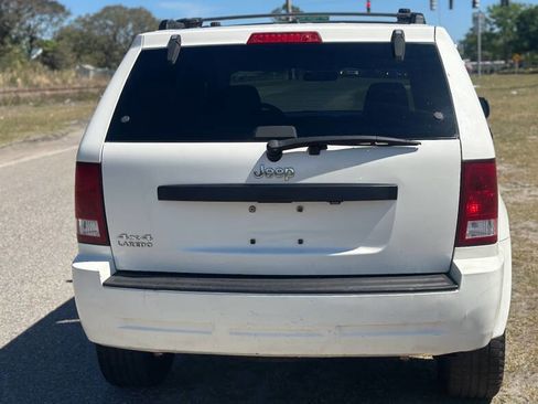 Used 2009 Jeep Grand Cherokee Laredo image 8