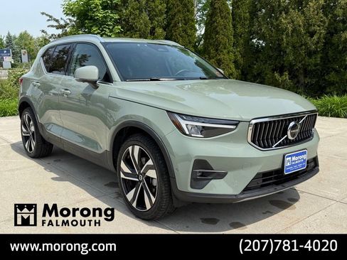 Used 2023 Volvo XC40 B5 Plus w/ Driver Assist Package AWD/4WD image 1