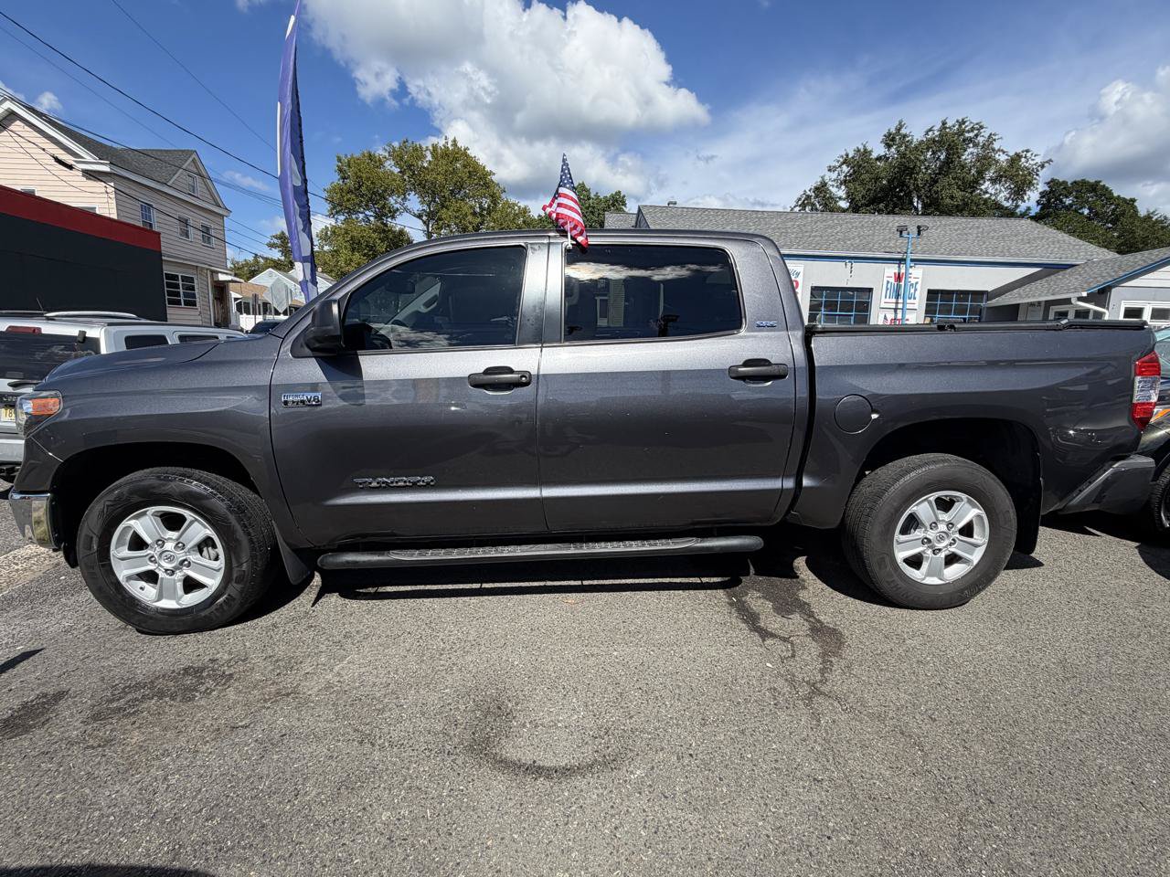 Used 2021 Toyota Tundra SR5 AWD/4WD image 6