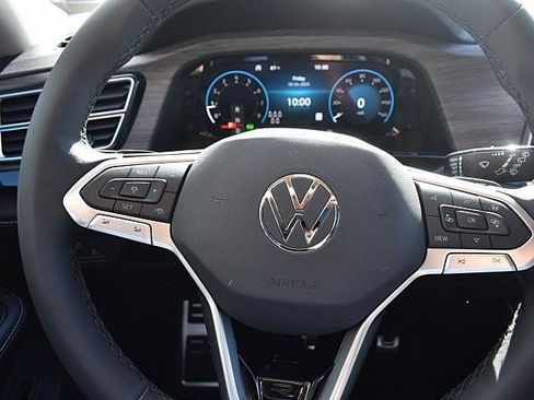 New 2026 Volkswagen Atlas SEL Premium R-Line AWD/4WD image 11