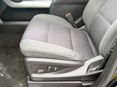 Certified 2018 Chevrolet Silverado 1500 LT w/ All Star Edition image 19