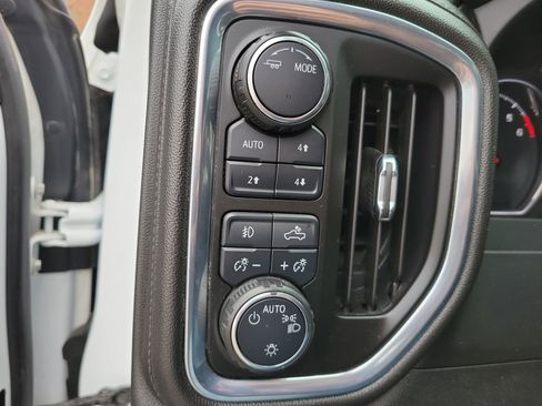 Used 2020 Chevrolet Silverado 1500 LT Trail Boss w/ Convenience Package image 28