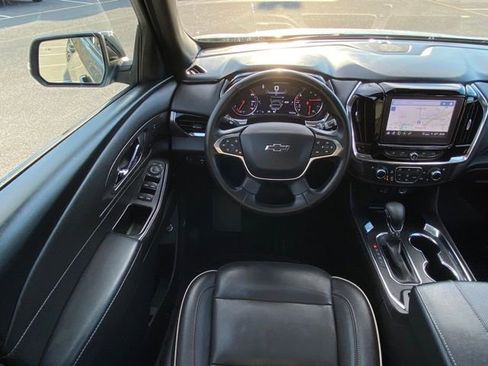 Used 2023 Chevrolet Traverse Premier w/ Redline Edition FWD image 30