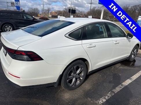 Certified 2024 Honda Accord EX image 10