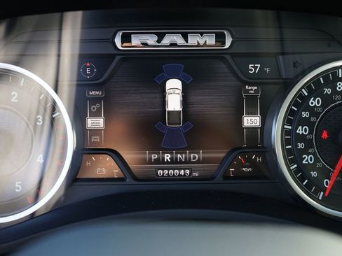 Used 2019 RAM 3500 Laramie image 38