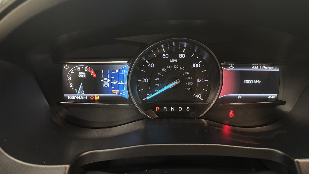 Used 2018 Ford Explorer XLT w/ Equipment Group 202A AWD/4WD image 18