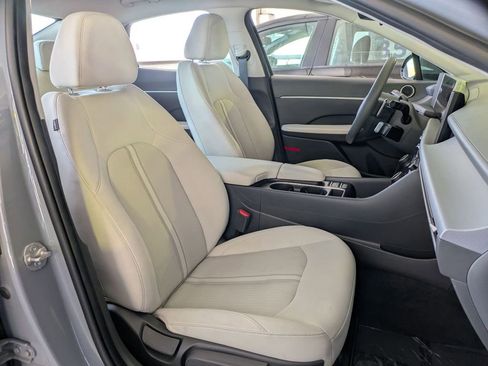 Used 2025 Hyundai Sonata SEL FWD image 28