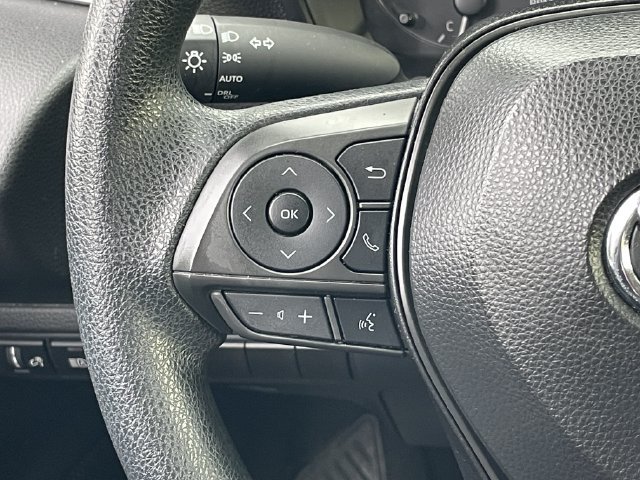 Used 2024 Toyota Corolla LE FWD image 13