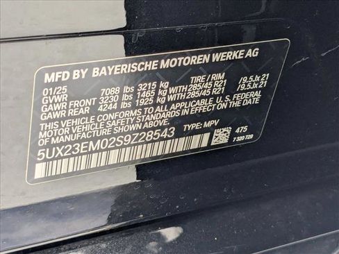 Used 2025 BMW X7 xDrive40i w/ Premium Package image 26