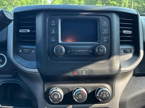 Used 2024 RAM 3500 Tradesman w/ Chrome Appearance Group AWD/4WD image 11