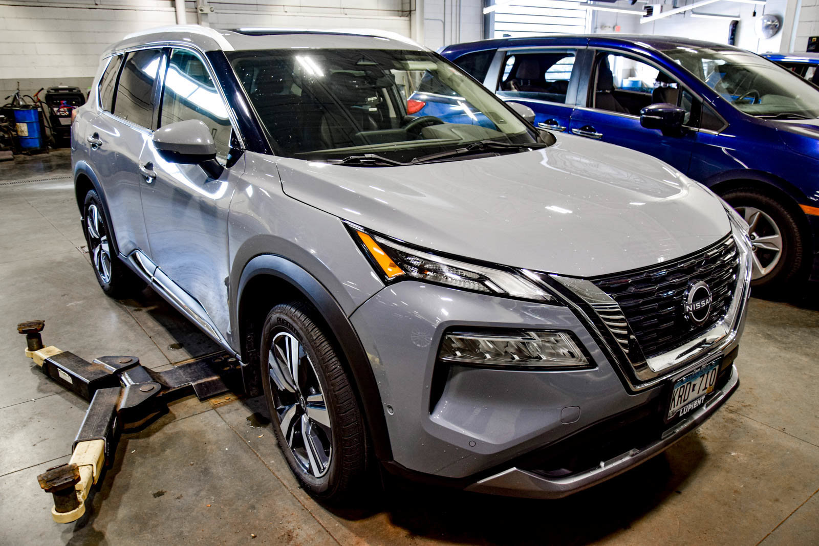 Used 2023 Nissan Rogue SL w/ SL Premium Package AWD/4WD image 4