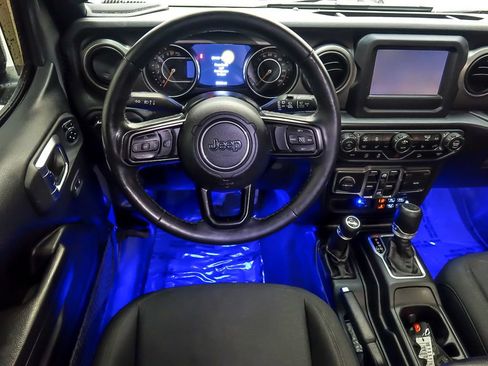 Used 2020 Jeep Wrangler Unlimited Sport S image 13