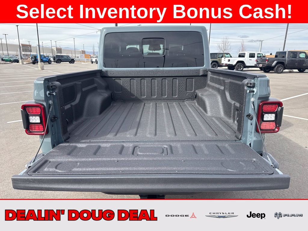 New 2026 Jeep Gladiator Mojave w/ Safety Group AWD/4WD image 29