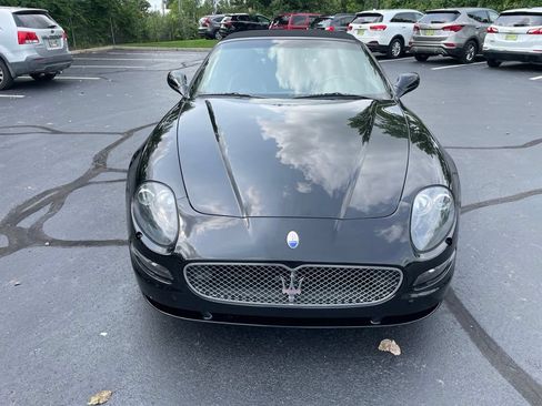 Used 2005 Maserati Spyder GT RWD image 3