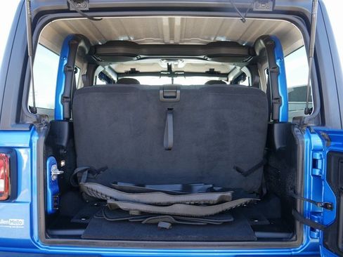 Used 2021 Jeep Wrangler Sport image 11