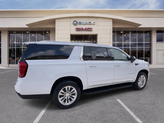 Certified 2024 GMC Yukon XL SLT RWD image 15