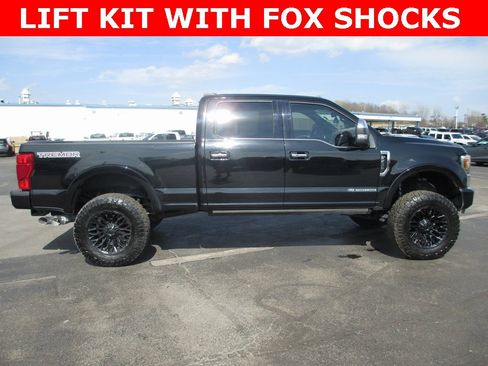 Used 2020 Ford F250 Platinum w/ Tremor Off-Road Package image 4