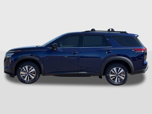 New 2026 Nissan Pathfinder SL AWD/4WD image 2