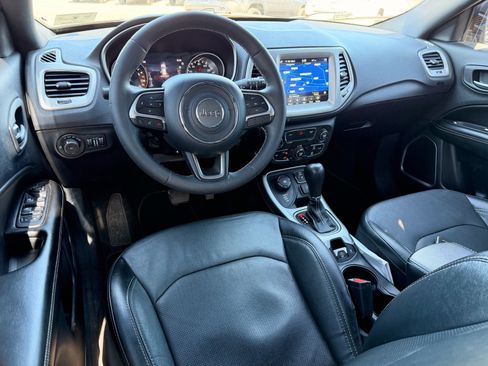 Used 2021 Jeep Compass Latitude AWD/4WD image 10