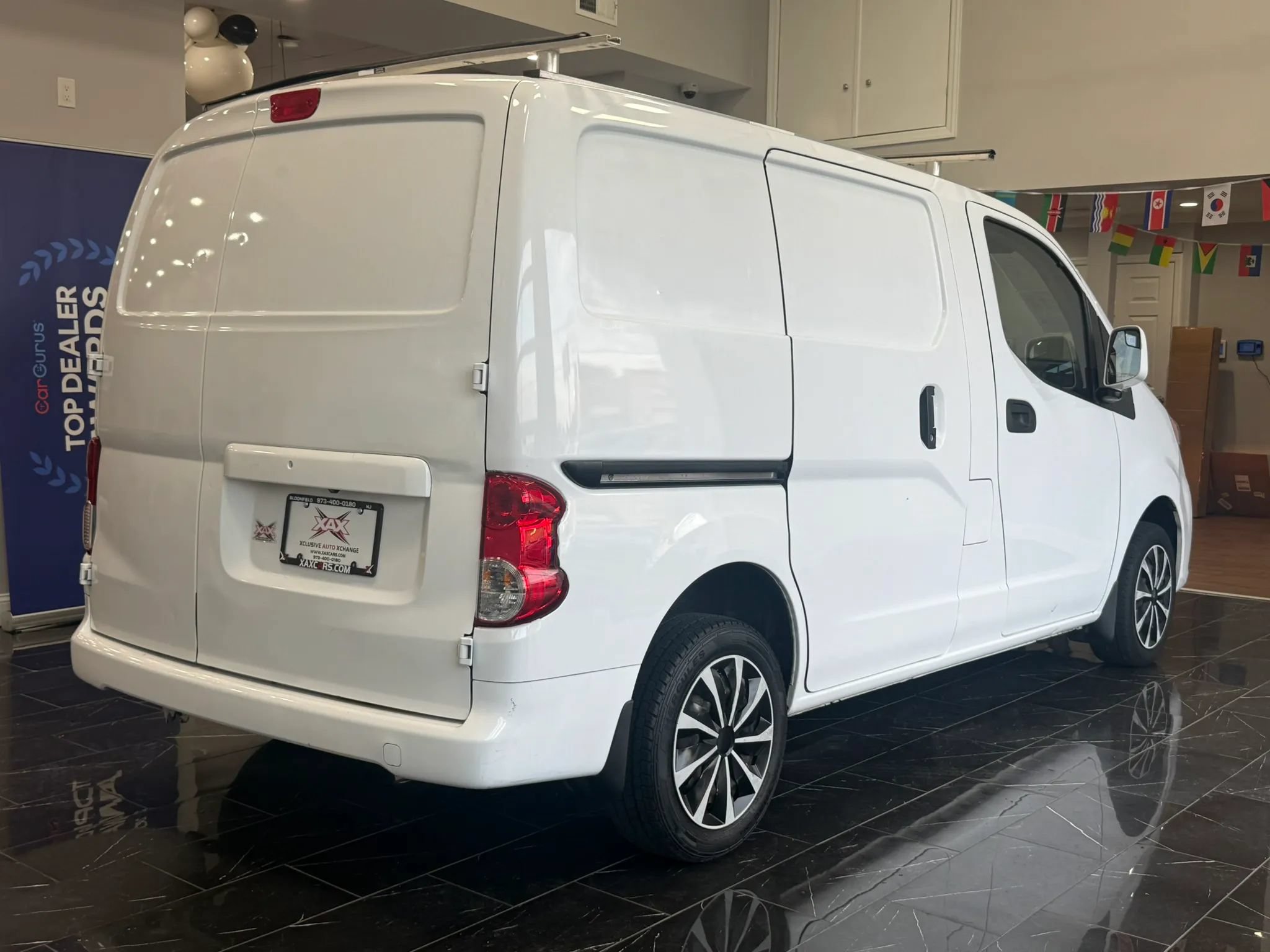 Used 2019 Nissan NV200 SV w/ Navigation Package FWD image 6