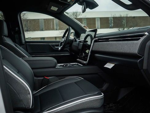 New 2026 GMC Sierra EV Elevation AWD/4WD image 8