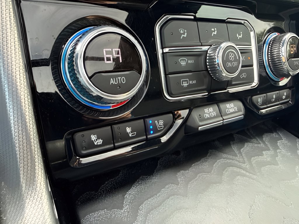 Used 2024 GMC Yukon Denali w/ Max Trailering Package AWD/4WD image 25