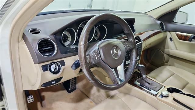 Used 2012 Mercedes-Benz C 300 4MATIC Sedan image 10