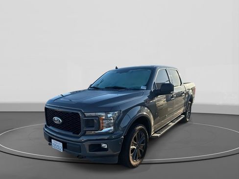 Used 2018 Ford F150 XLT w/ Equipment Group 302A Luxury image 3