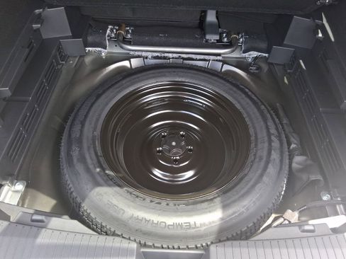 New 2026 Nissan Rogue SV AWD/4WD image 8