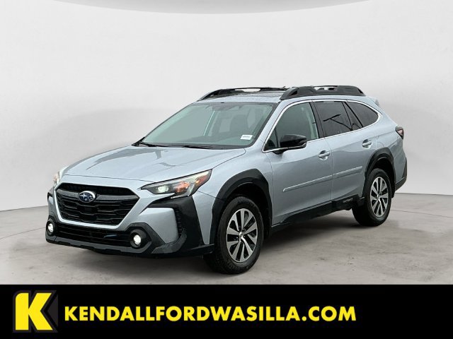 Used 2025 Subaru Outback Premium AWD/4WD image 1