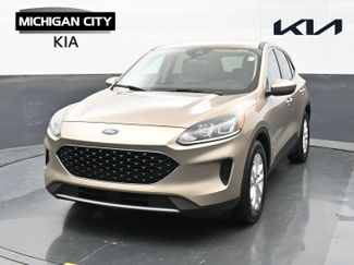 Used 2020 Ford Escape SE FWD video 1