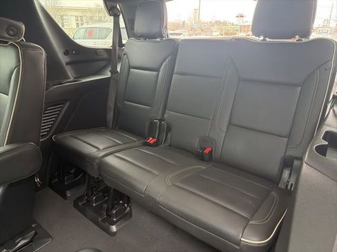 Used 2024 Chevrolet Tahoe Premier image 11